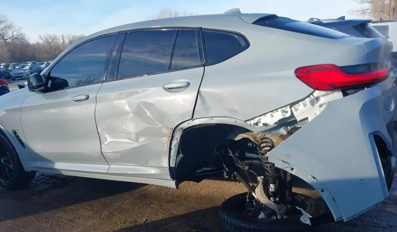 
								BMW X4 full									