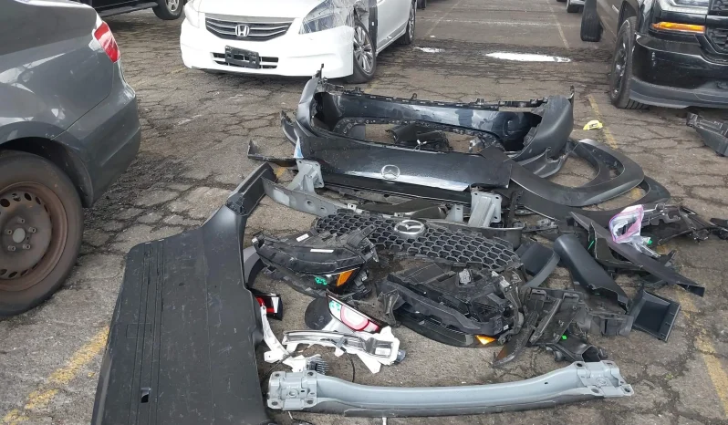 
								Mazda CX-50 full									