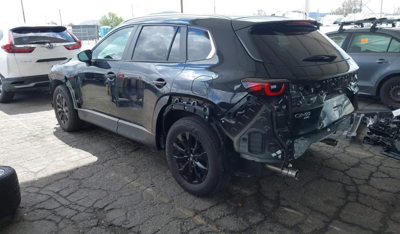 
								Mazda CX-50 full									