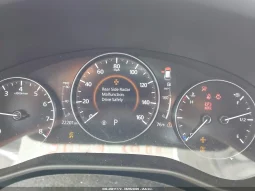 
										Mazda CX-50 full									