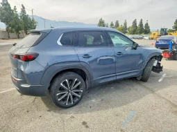 
										Mazda CX-50 full									
