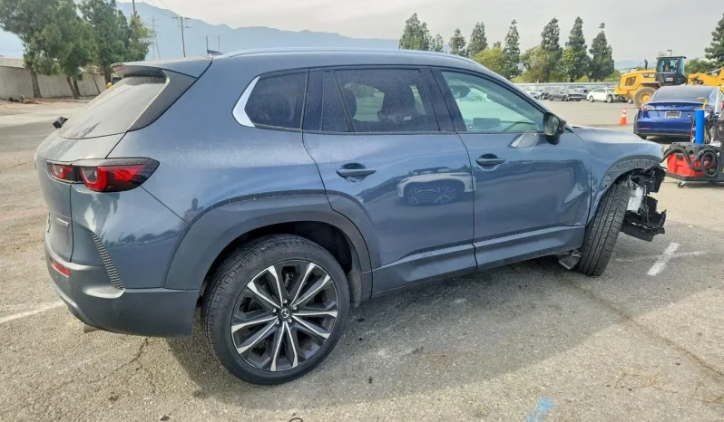 
								Mazda CX-50 full									
