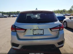 
										Mitsubishi Outlander Sport full									