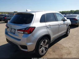 
										Mitsubishi Outlander Sport full									