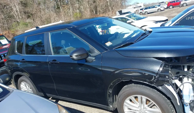 
								Mitsubishi Outlander full									