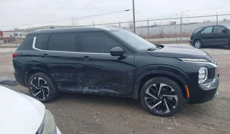 
								Mitsubishi Outlander full									