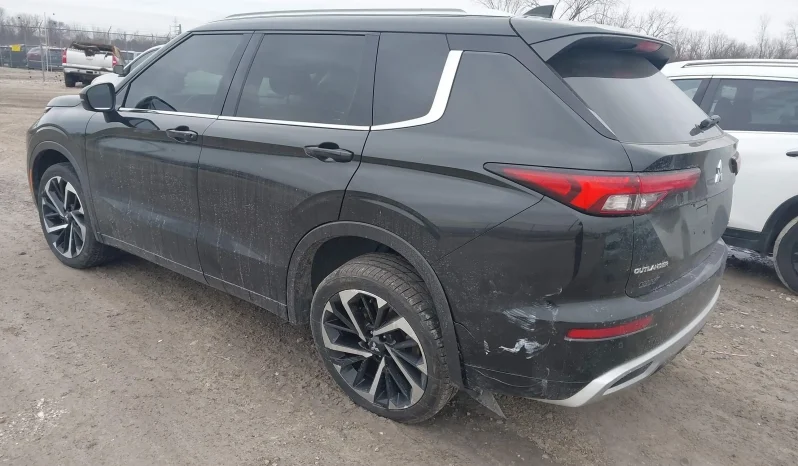 
								Mitsubishi Outlander full									