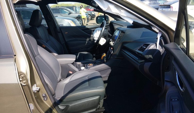 
								Subaru Forester full									