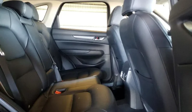 
								Mazda CX-5 full									