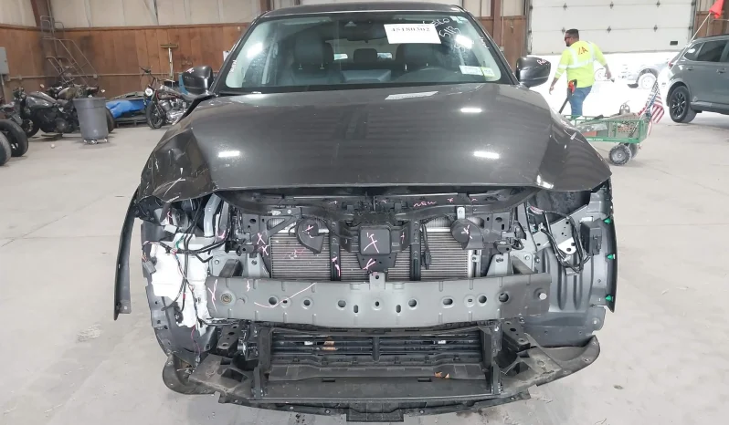 
								Mazda CX-5 full									