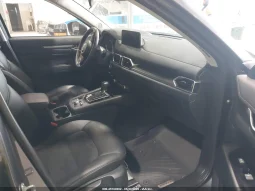 
										Mazda CX-5 full									