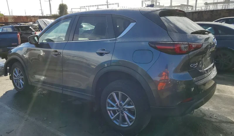 
								Mazda CX-5 full									