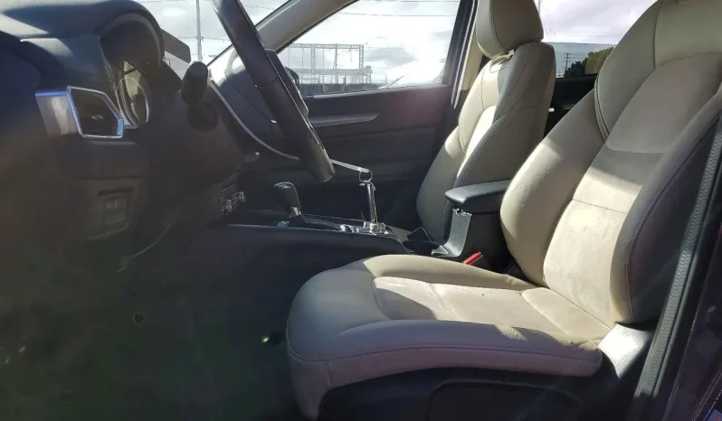 
								Mazda CX-5 full									