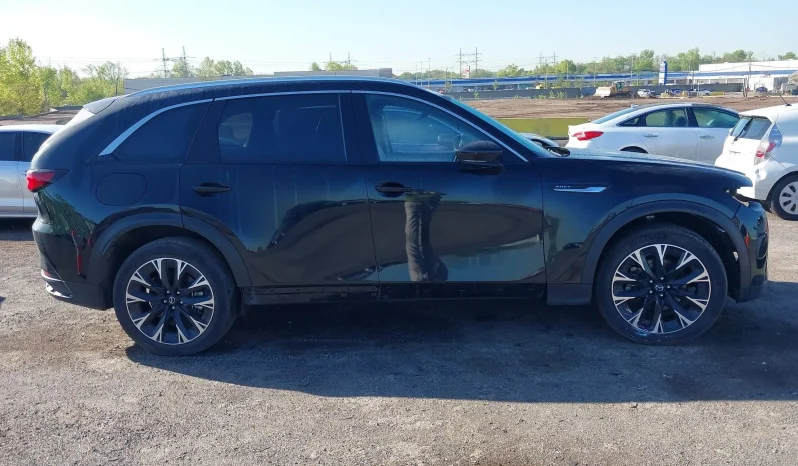 
								Mazda Cx-90 Phev full									