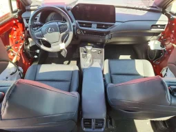 
										Lexus UX 250h full									
