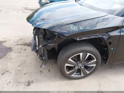 
										Lexus UX 250H full									