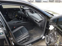 
										Lexus UX 250H full									