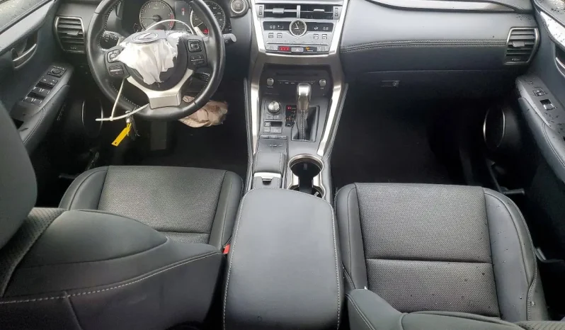 
								Lexus NX full									