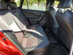 
										Toyota RAV4 full									