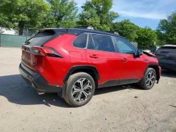 
										Toyota RAV4 full									