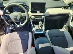 
										Toyota RAV4 full									