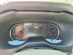 
										Toyota RAV4 full									
