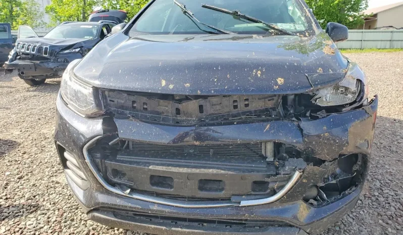 
								Chevrolet Trax full									