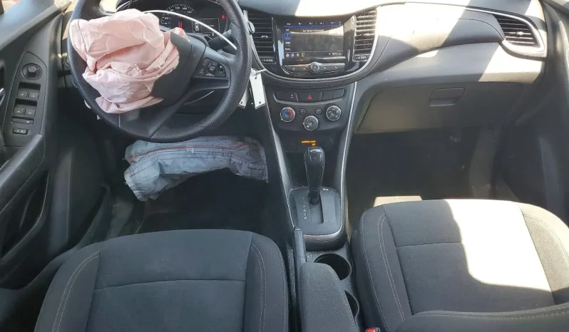 
								Chevrolet Trax full									