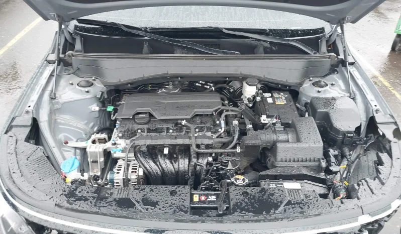 
								Hyundai Kona full									