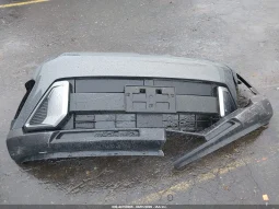 
										Hyundai Kona full									
