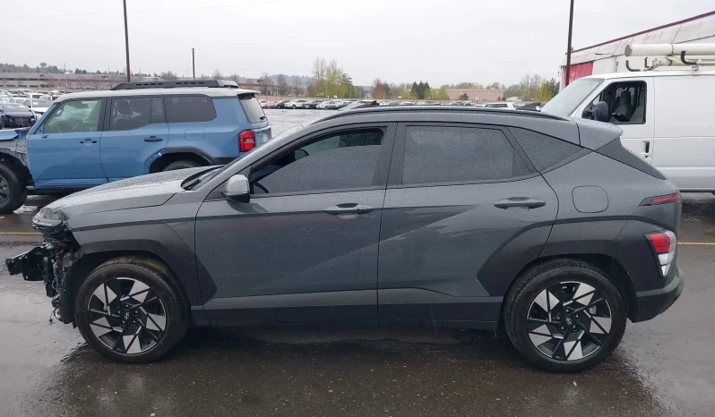 
								Hyundai Kona full									