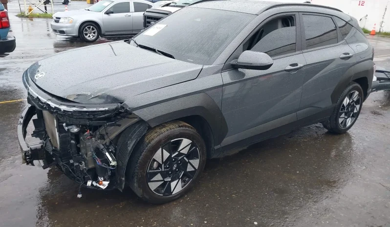 
								Hyundai Kona full									