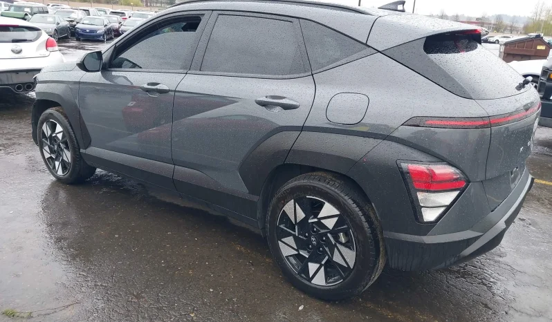 
								Hyundai Kona full									