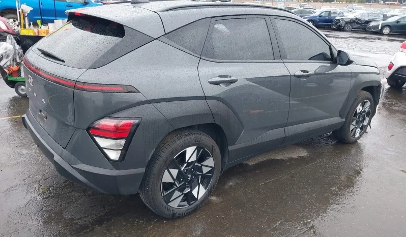 
								Hyundai Kona full									