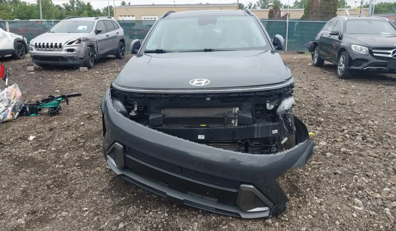 
								Hyundai Kona full									