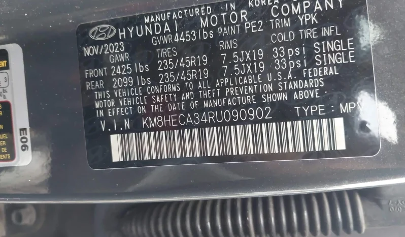 
								Hyundai Kona full									