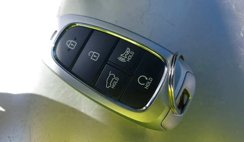 
								Hyundai Tucson full									