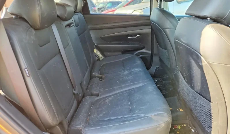 
								Hyundai Tucson full									