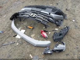 
										Hyundai Tucson full									