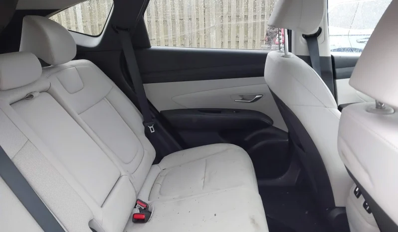 
								Hyundai Tucson full									