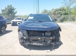 
										Hyundai Tucson full									