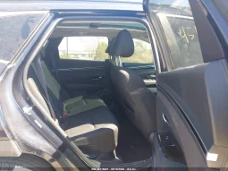 
										Hyundai Tucson full									