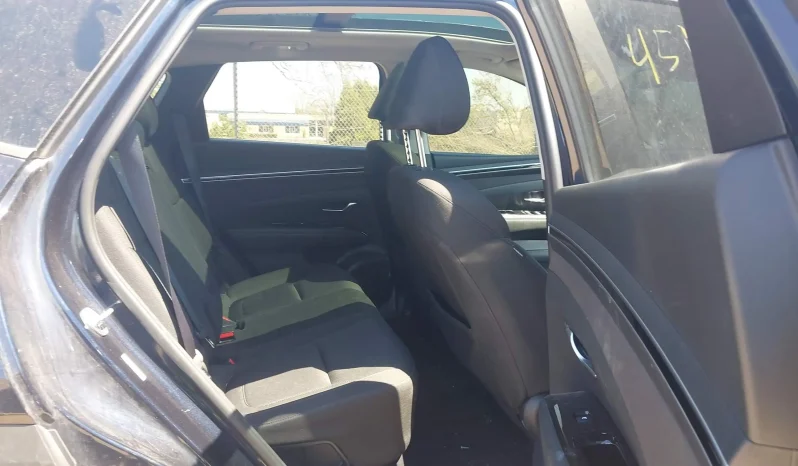
								Hyundai Tucson full									
