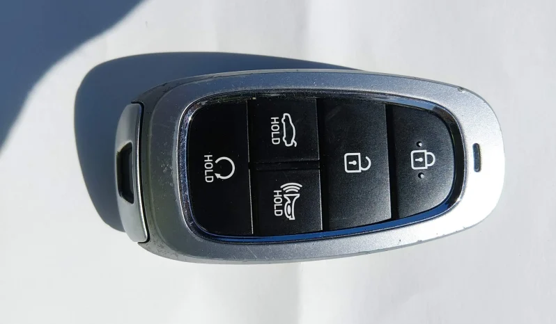 
								Hyundai Sonata full									