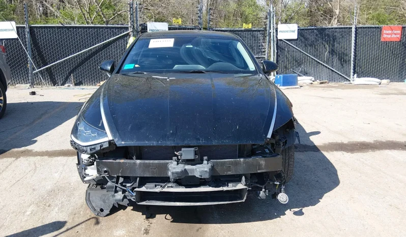 
								Hyundai Sonata full									