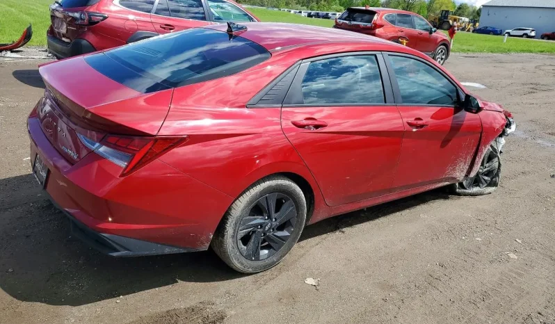 
								Hyundai Elantra full									