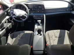 
										Hyundai Elantra full									