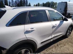 
										KIA Niro full									