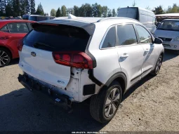 
										KIA Niro full									