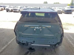 
										KIA Niro full									